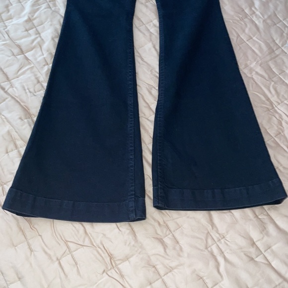 Hudson Flare Jeans. - Picture 3 of 6